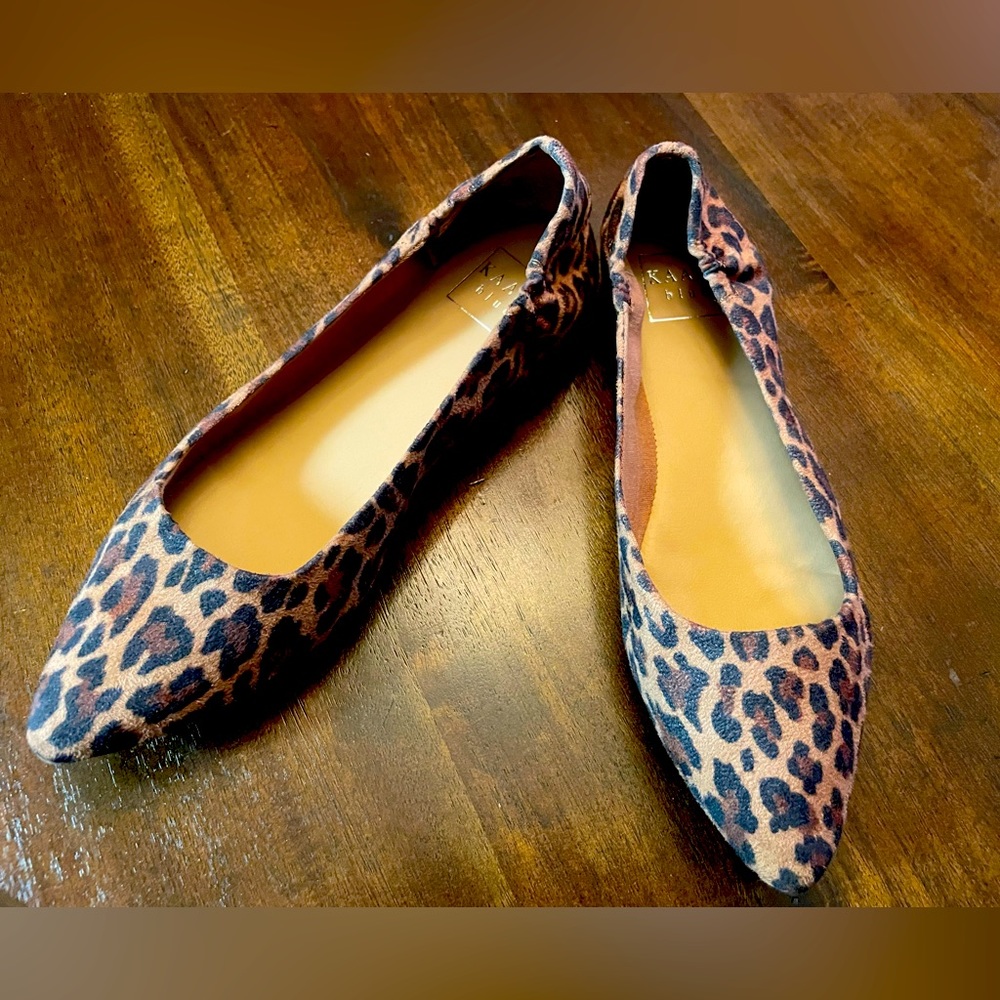Kaari Blue Jessica leopard flats size 7.5